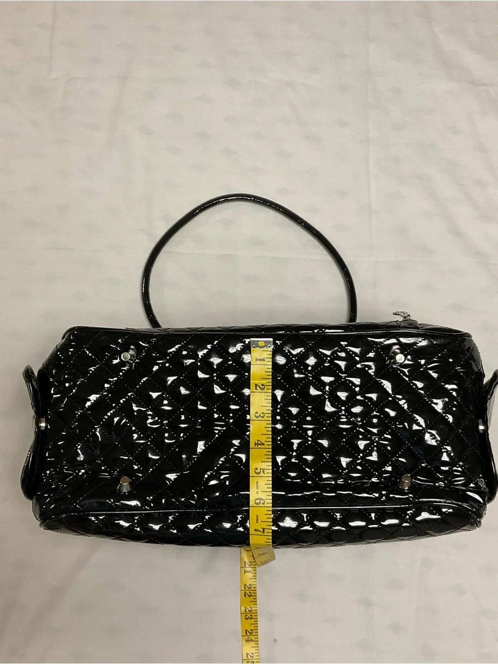 Betop House Large Quilted Faux Patent Leather Pet Carrier